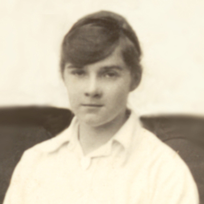 1919_Phyllis Anderson_1918_Prefects_400x400