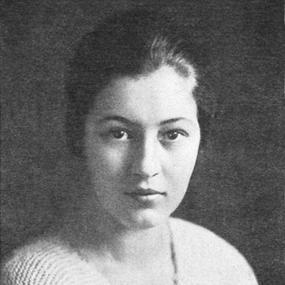 1920_Janet Carter_Excelsior_1921_1-7_400x400