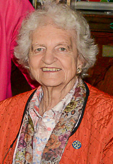 1951_Pauline THomas at 2017 Sapphires