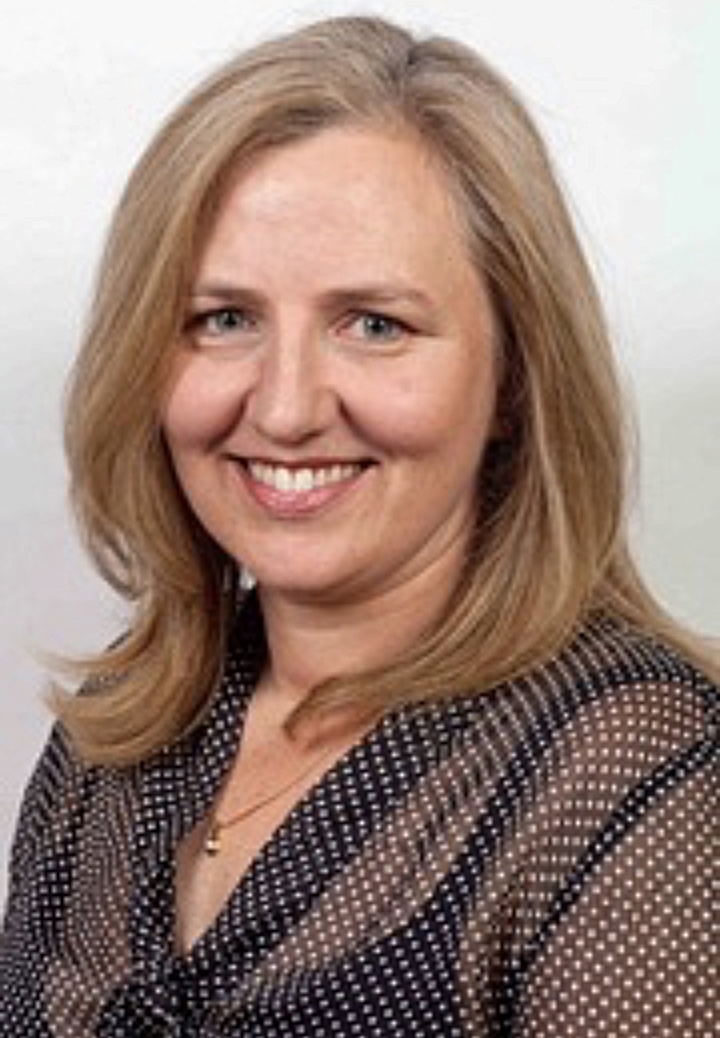 1984_Kristi Jones_1_369x532