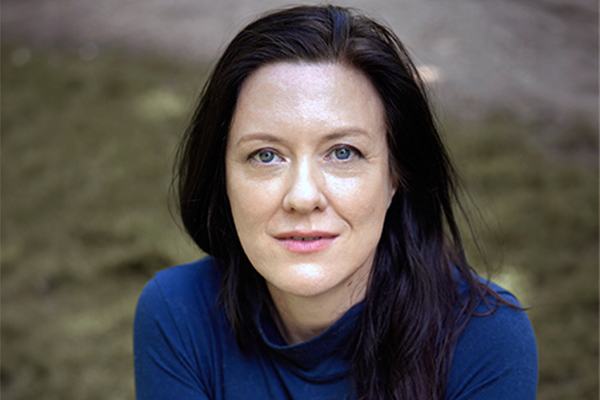 1995_Emma Jones_widget 600x400