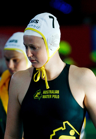 2003_Taniele Gofers_gettyimages-73753267_369x532