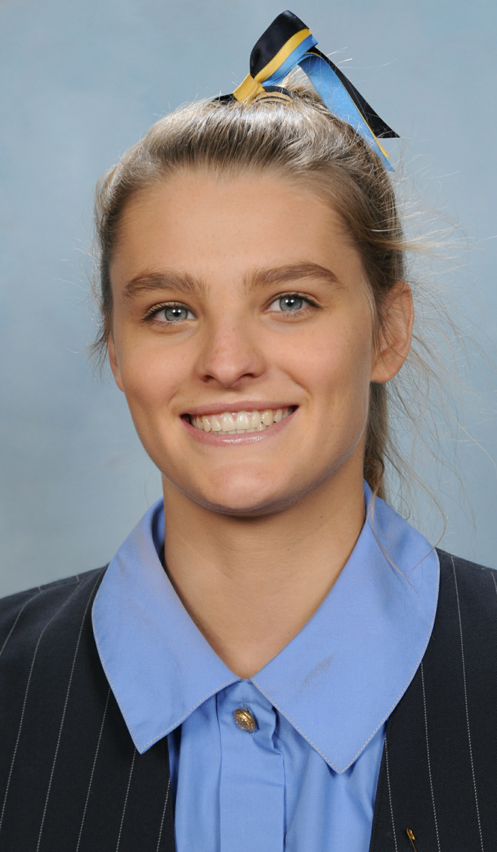 2016_Beere Ella_700x1200