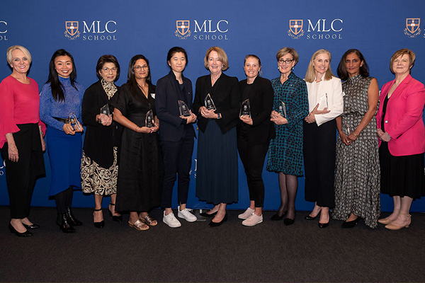 Alumnae-Awards-2023-600x400