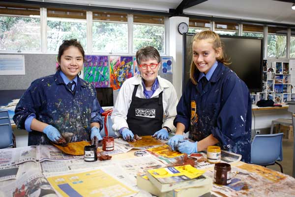 Guest-Speaker-Rebecca-Kamen-Shares-the-Interconnectivity-of-Art-Science-Spirituality-thumb