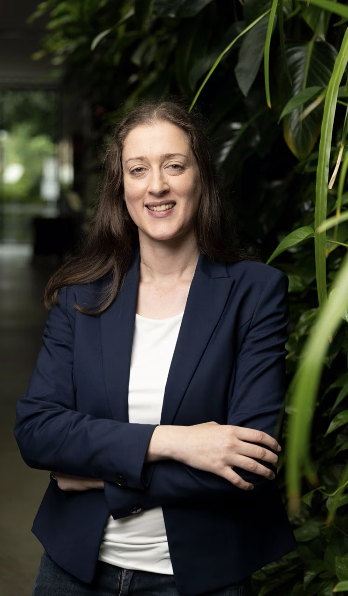 Prof Eliz New_outside-folliage_700x1200