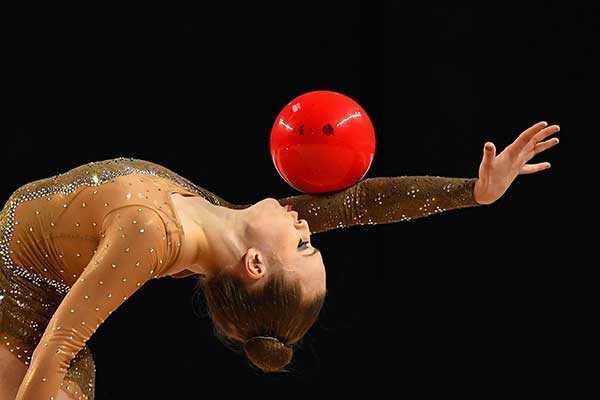 Weekends-with-Simon-Marnie-thumb